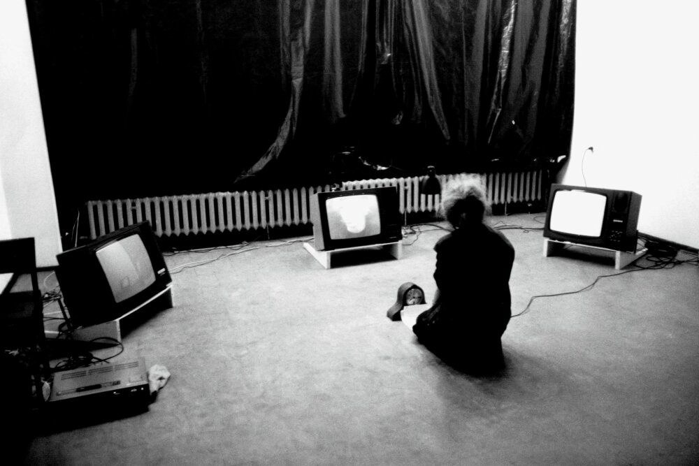 Distorted Image. Kapitoly z&nbsp;počátků videoartu